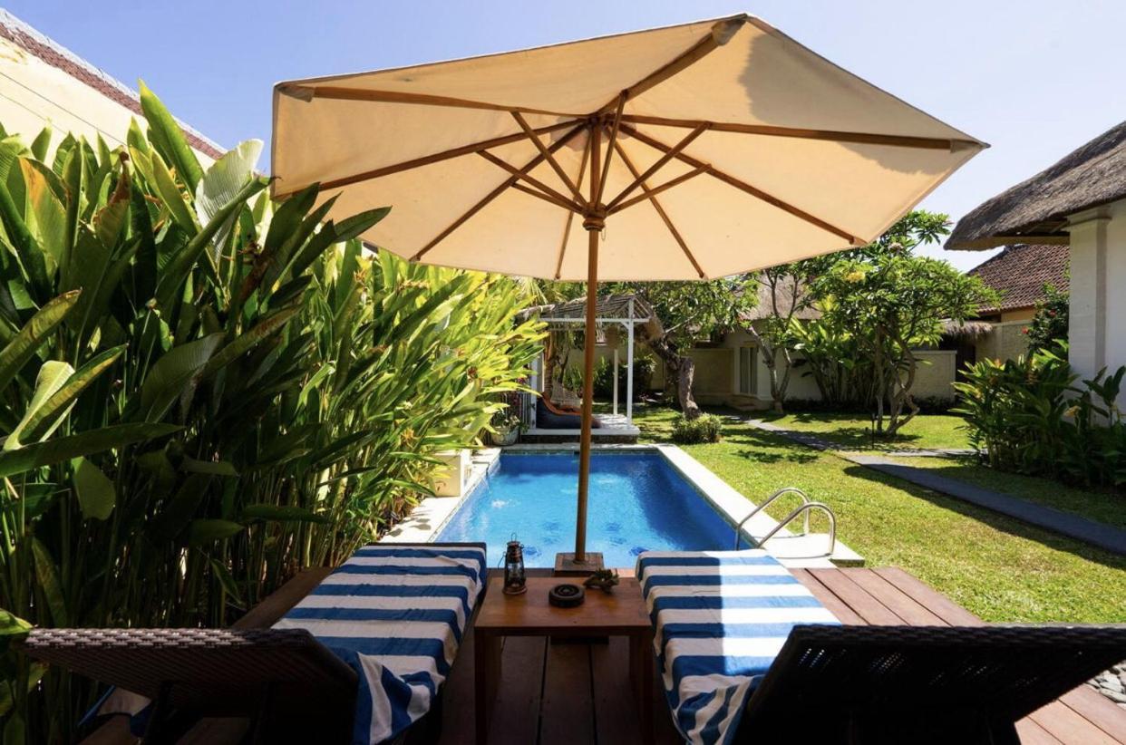 Arona Villa Sanur Екстериор снимка