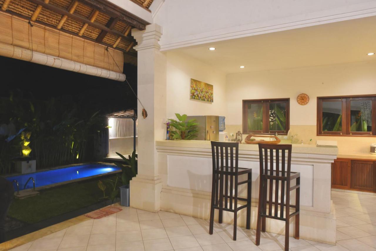 Arona Villa Sanur Екстериор снимка