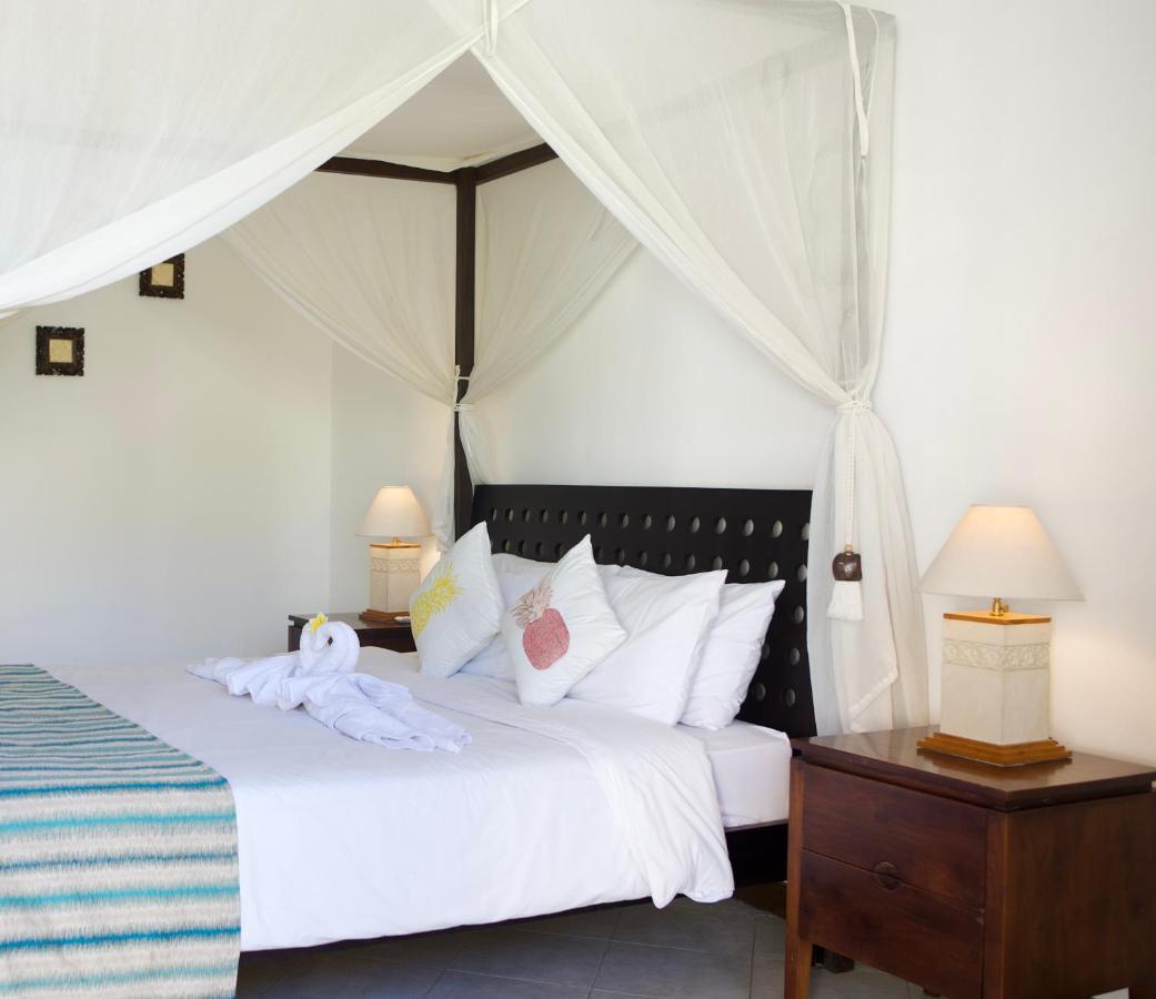 Arona Villa Sanur Екстериор снимка